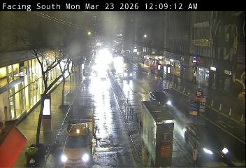 3 Avenue @ 57 Street live webcam