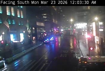 5 Avenue @ 57 Street live webcam