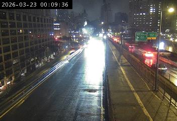 Brooklyn Bridge - Ped Walkway live webcam