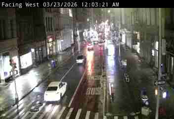 Grand Street @ Broadway live webcam