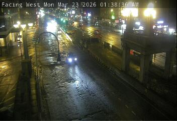 WBB-6 @ Delancy-Clinton live webcam