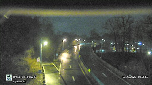 Bronx River Parkway at Pipeline Road live webcam