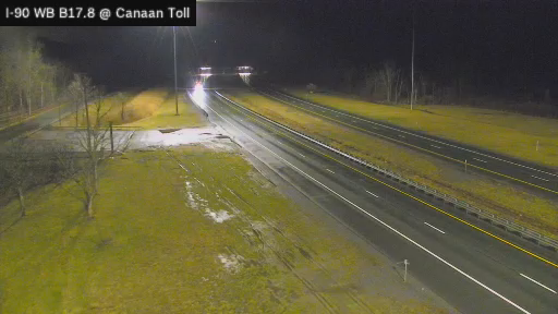 I-90 MP 017.80 WB Berkshire Connector at Canaan Toll Gantry live webcam