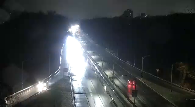 Bronx River Parkway at Gun Hill Road live webcam