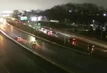 907M at 94 Street live webcam