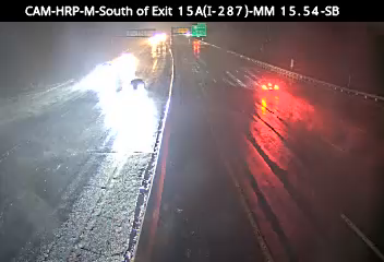 Hutchinson River Parkway South of Exit 15A (I-287) live webcam