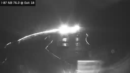 I-87 MP 076.00 NB at Interchange 18 (New Paltz) live webcam