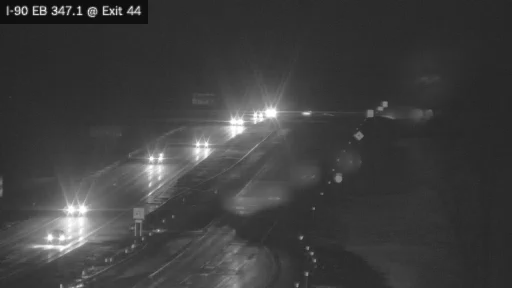I-90 MP 347.10 EB at Interchange 44 (Canandaigua) live webcam