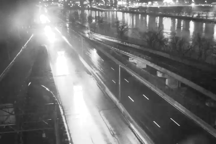Harlem River Drive at 164 Street live webcam