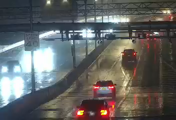 907M at 31 St live webcam