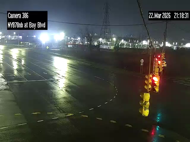 NY878 at Peninsula/Bay Blvd live webcam