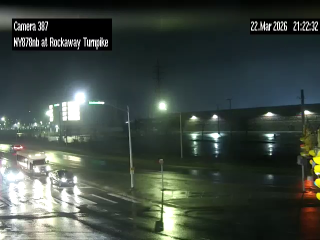 NY878 at Rockaway Tpke live webcam