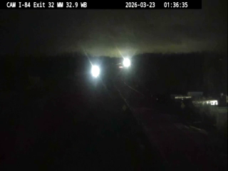 I-84 at Exit 32 (NY 747 - Stewart Airport) live webcam
