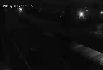 390 at Maiden Lane live webcam