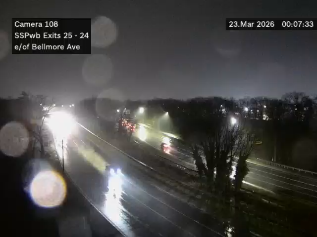 SSP West of Exit 25 - NY 106 live webcam