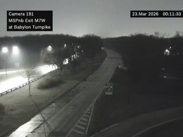 MSP between M7 and M6 (at Babylon Tpke. Interchange) live webcam