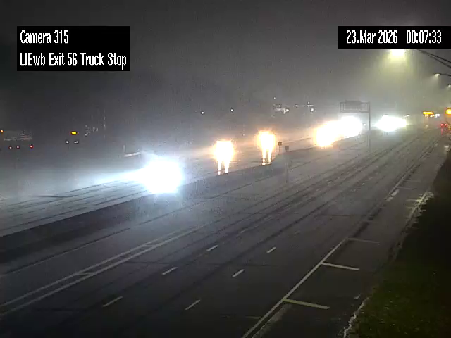 495 Westbound at Exit 56 Rest Area Camera 1 live webcam