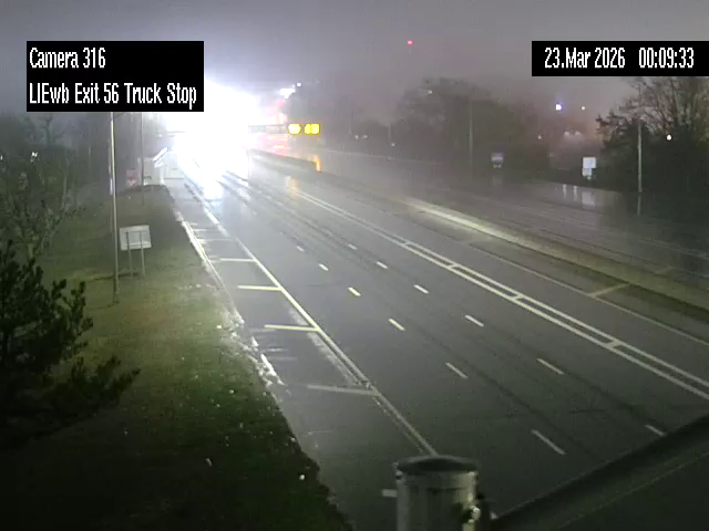 495 Westbound at Exit 56 Rest Area Camera 2 live webcam