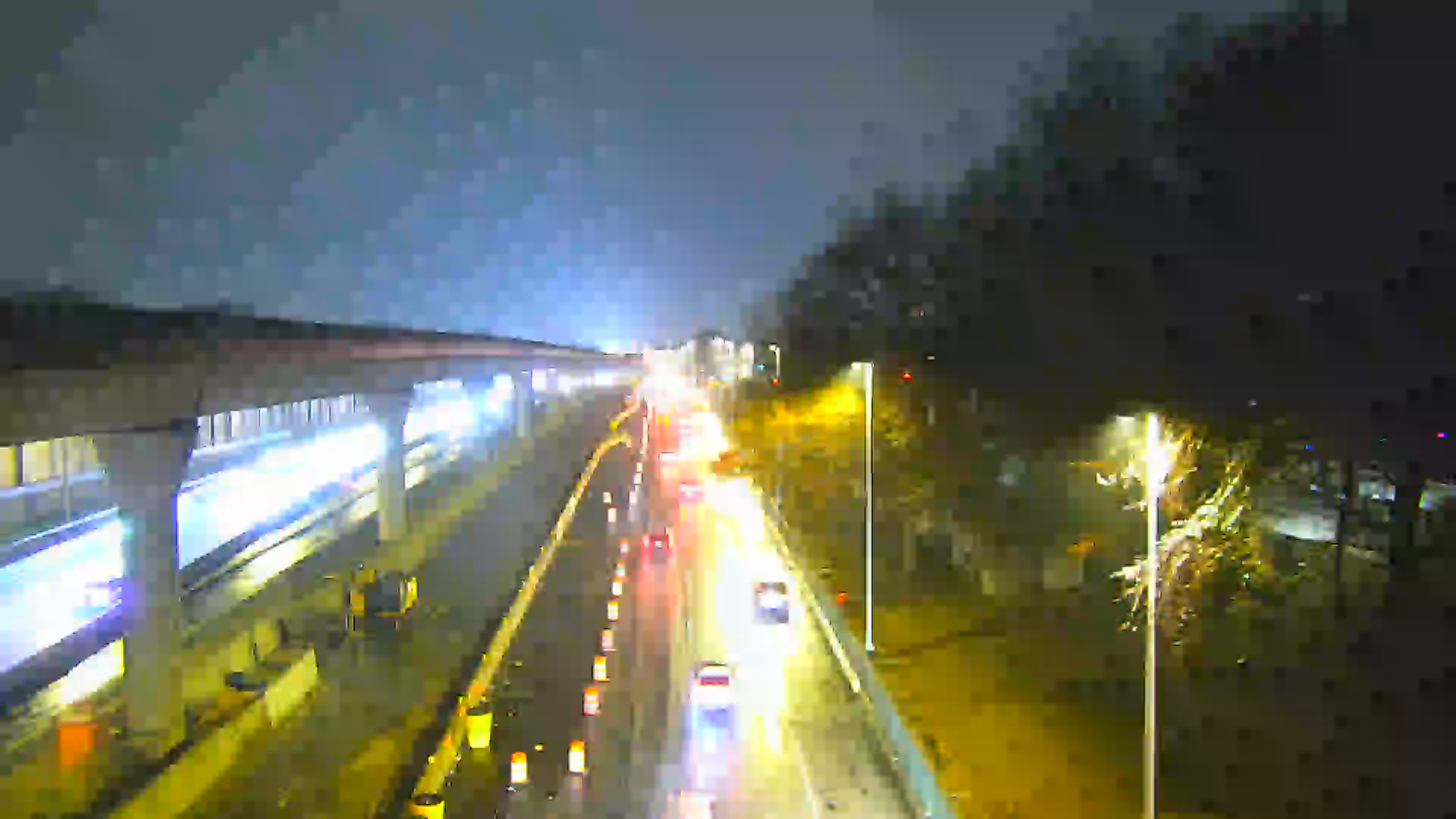 I-678 at Foch Blvd. Northbound live webcam