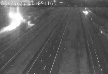 I-81 north of Exit 27 (Airport Blvd) live webcam