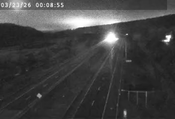 I-481 north of Exit 1 (Storage Yard) live webcam