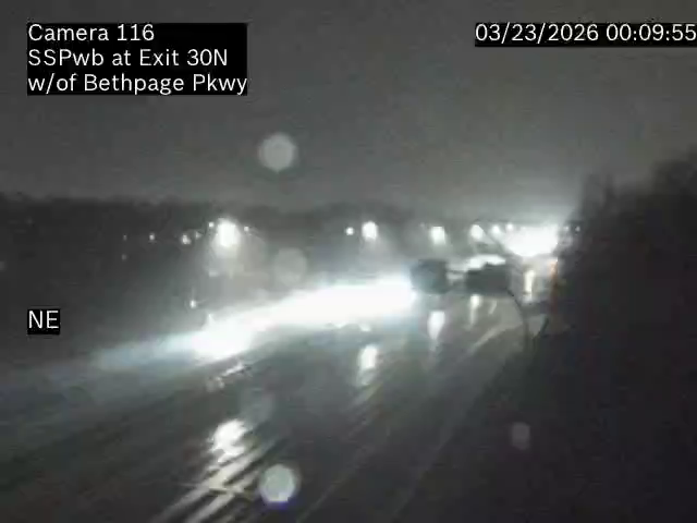 SSP just East of Exit 30 - Broadway live webcam