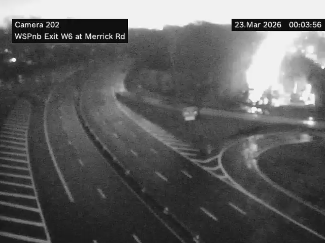 WSP Exits W07-W06 at Merrick Road live webcam