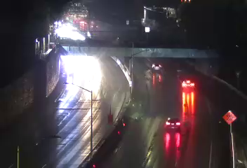 I-87 at Van Cortland Park South live webcam