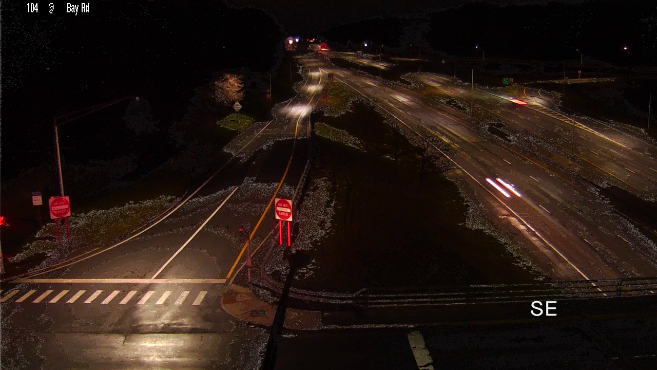 NY-104 at Bay Rd live webcam