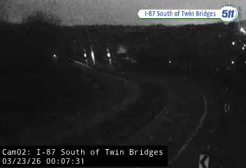 I-87 South of Mohawk River (Twin Bridges) live webcam