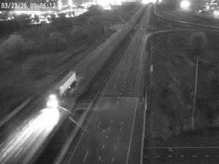 I-690 east of Exit 17 (Bridge St) live webcam