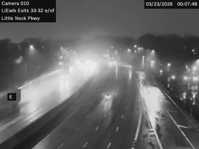 I-495 East of Little Neck Pkwy live webcam