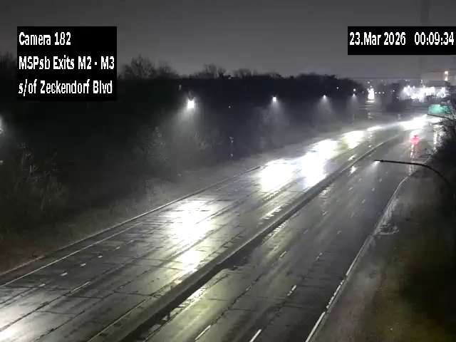 MSP between Exits M2 and M3 (South of Zeckendorf Blvd Interchange) live webcam