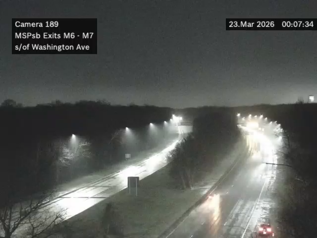MSP between M6 and M7 (south of Washington Ave.) live webcam