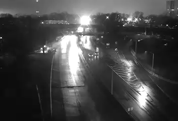 Bronx River Parkway at East 174th Street live webcam