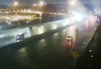 I-678 at Grand Central Pkwy/Interchange live webcam