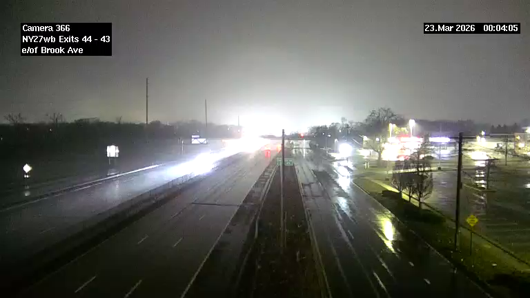 NY27 East of Brook Ave live webcam