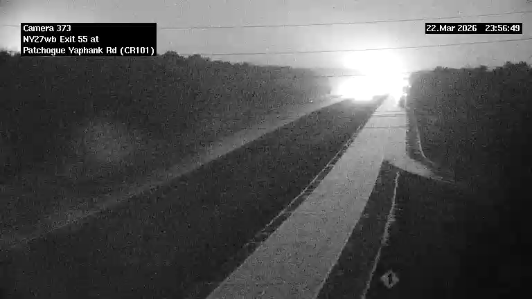 NY27 at E. Patchogue-Yaphank Road (CR101) live webcam