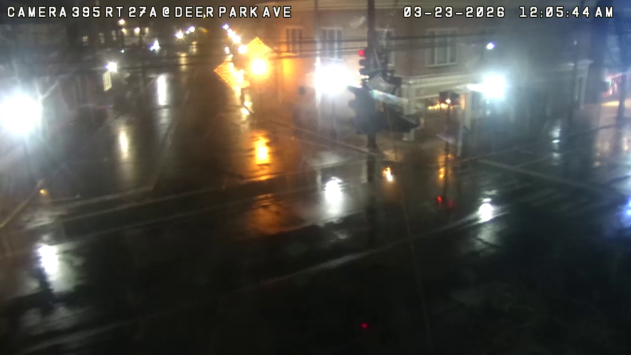 NY27A at Deer Park Ave/Fire Island Ave live webcam