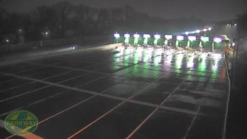 MM 160.4 Bergen Toll Plaza (Saddle Brook Twp) live webcam