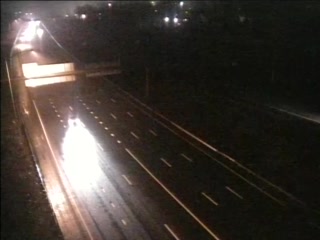 I-84 @ Exit 33 w/o Crooked St live webcam