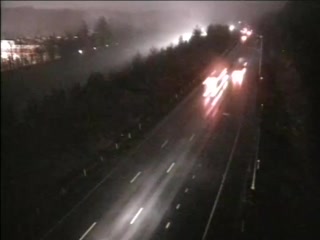 I-84 e/o Exit 32 & RT. 10 (Queen St) live webcam