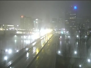 RT 2 w/o Exit 3 (E River Dr) live webcam