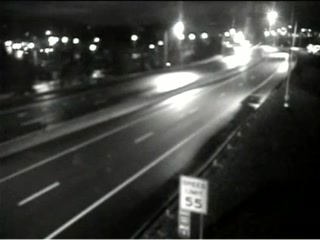 I-84 @ Exit 2 (Mill Plain Rd) live webcam