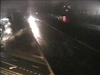 I-84 @ Exit 32 & RT.10 (Queen St) live webcam