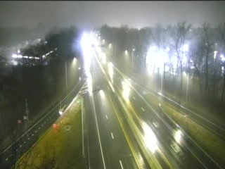 RT 2 @ Exit 5C (Maple St) live webcam