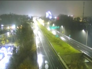RT 9 South s/o Exit 35 live webcam