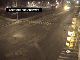 N Chestnut St @ Andrews St & University Ave live webcam